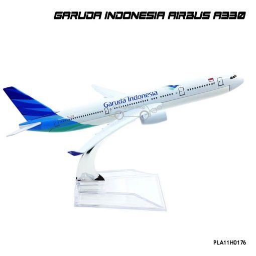 โมเดลเครื่องบิน Garuda Indonesia AIRBUS A330 โมเดลจำลอง