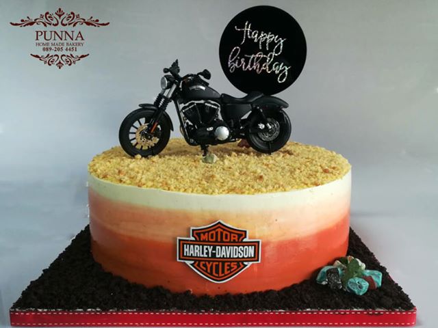 harley davidson iron 883 cake 01