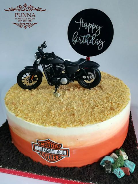 harley davidson iron 883 cake 03