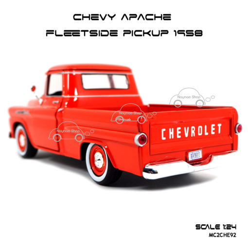 โมเดล รถกระบะ CHEVY APACHE FLEETSIDE PICKUP 1958 ประกอบสำเร็จ