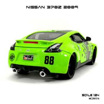 โมเดล รถสปอร์ต NISSAN 370Z 2009 สีเขียวสวยงาม