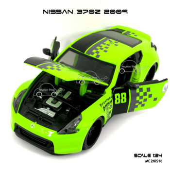 โมเดล รถสปอร์ต NISSAN 370Z 2009 เปิดประตูซ้ายขวาได้