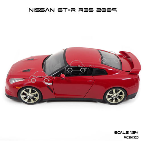 โมเดลรถ NISSAN GT-R R35 2009 สีแดง โมเดลประกอบสำเร็จ