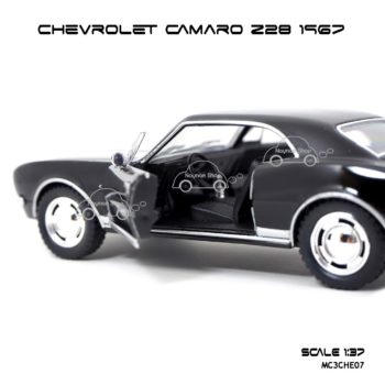 โมเดลรถ CHEVROLET CAMARO Z28 1967 สีดำ (1:37) ภายในสวยเหมือนจริง