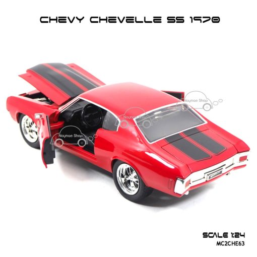 โมเดลรถ CHEVY CHEVELLE SS 1970 สีแดง (1:24) เปิดประตูซ้ายขวาได้