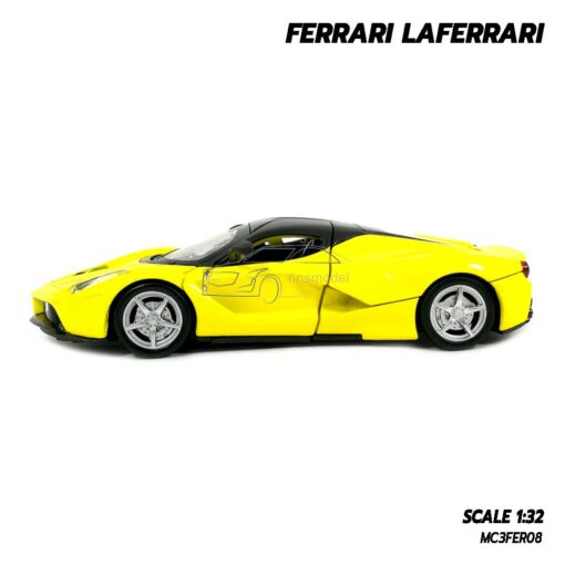 โมเดลรถ เฟอร์รารี่ Ferrari Laferrari สีเหลือง (Scale 1:32) โมเดลรถเหล็ก พร้อมตั้งโชว์ มีลานวิ่งได้