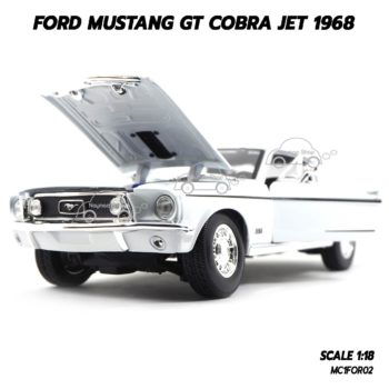 โมเดลรถ FORD MUSTANG GT COBRA JET 1968 สีขาว (1:18) เปิดฝากระโปรงหน้ารถได้
