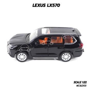 โมเดลรถยนต์ LEXUS LX570 สีดำ (1:32) รถเหล็กประกอบสำเร็จ มีเสียงมีไฟ