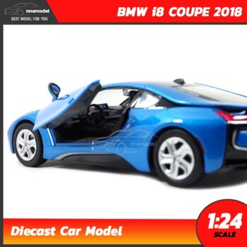 โมเดลรถ BMW i8 COUPE 2018 สีฟ้า (Scale 1:24) รถเหล็กโมเดล ภายในรถจำลองเหมือนจริง พร้อมตั้งโชว์