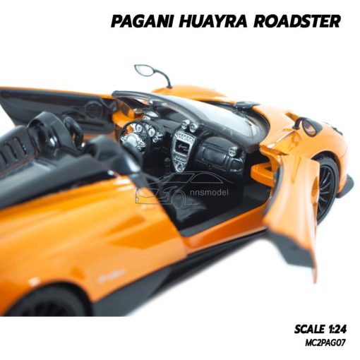 โมเดลรถ PAGANI HUAYRA ROADSTER สีส้ม (1:24) รถเหล็กโมเดล ประกอบสำเร็จ