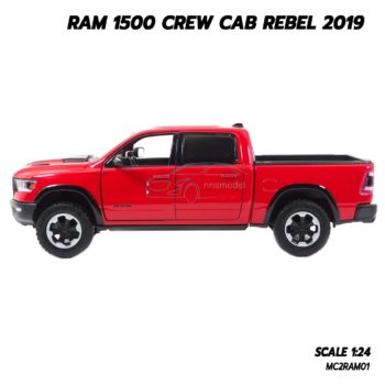 โมเดลรถกระบะ RAM 1500 CREW CAB REBEL 2019 สีแดง (1:24) รถโมเดลประกอบสำเร็จ พร้อมตั้งโชว์
