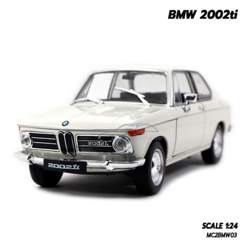 โมเดลรถคลาสสิค BMW 2002ti สีขาวครีม (Scale 1/24)