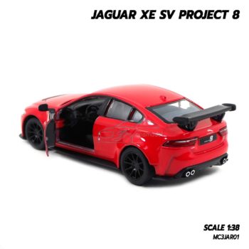 โมเดลรถเหล็ก JAGUAR XE SV PROJECT 8 สีแดง (1:38) ภายในรถจำลองสมจริง