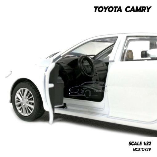โมเดลรถ TOYOTA CAMRY สีขาว (1:32) โมเดลจำลองเหมือนจริง ภายในรถเหมือนจริง