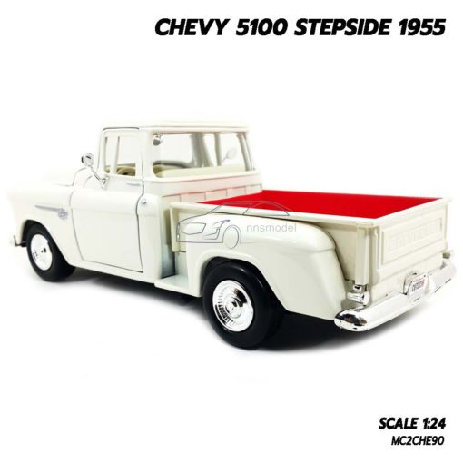 โมเดลรถกระบะ CHEVY 5100 STEPSIDE 1955 สีขาว โมเดลประกกอบสำเร็จ ของขวัญพิเศษ