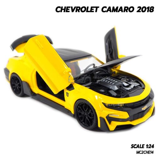 โมเดลรถ CHEVROLET CAMARO 2018 สีเหลืองดำ (1:24) โมเดลประกอบสำเร็จ พร้อมตั้งโชว์