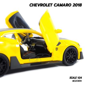 โมเดลรถ CHEVROLET CAMARO 2018 สีเหลืองดำ (1:24) โมเดลจำลองเหมือนจริง เปิดประตูปีกนกซ้ายขวาได้
