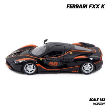 โมเดลรถ FERRARI FXX K สีดำส้ม (Scale 1:32) รถโมเดลเหล็กเหมือนจริง
