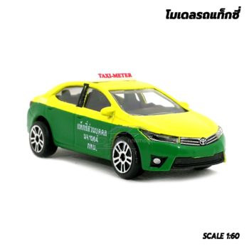 โมเดลรถ แท็กซี่ สีเขียวเหลือง Toyota Corolla Altis รุ่นขายดี