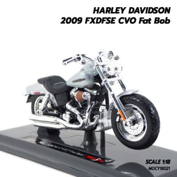 โมเดลฮาเล่ย์ HARLEY DAVIDSON 2006 FXDBI Dyna Street Bob (1:18) โมเดลรถจำลองเหมือนจริง