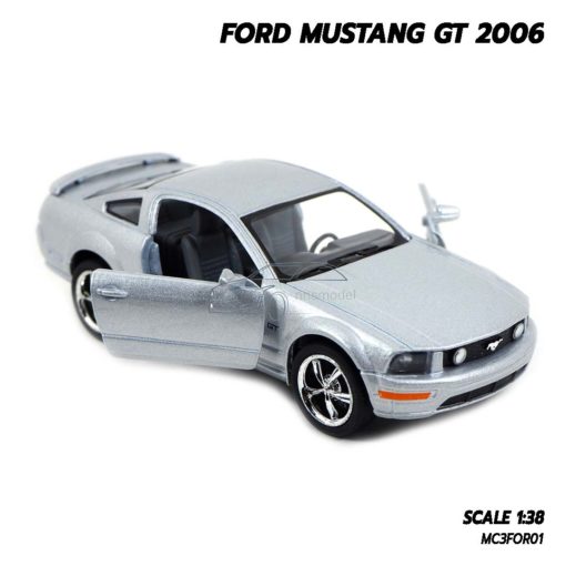โมเดลรถ ฟอร์ดมัสแตง Ford Mustang GT 2006 (Scale 1:38) สีบรอนด์เงิน ประกอบสำเร็จ พร้อมตั้งโชว์