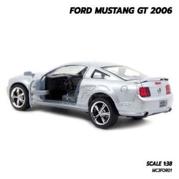 โมเดลรถ ฟอร์ดมัสแตง Ford Mustang GT 2006 (Scale 1:38) สีบรอนด์เงิน ภายในรถจำลองสมจริง