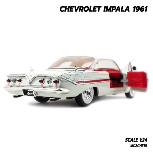 โมเดลรถ CHEVROLET IMPALA 1961 สีขาว (1:24) โมเดลรถเหล็ก เปิดฝากระโปรงท้ายรถได้