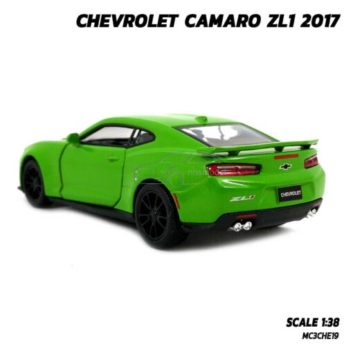 โมเดลรถเหล็ก CHEVROLET CAMARO ZL1 2017 สีเขียว (1:38) รถสปอร์ตโมเดล มีลานวิ่งได้