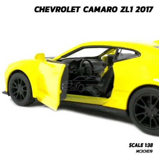 โมเดลรถเหล็ก CHEVROLET CAMARO ZL1 2017 สีเหลือง (1:38) รถโมเดลจำลอง ภายในรถจำลองสมจริง