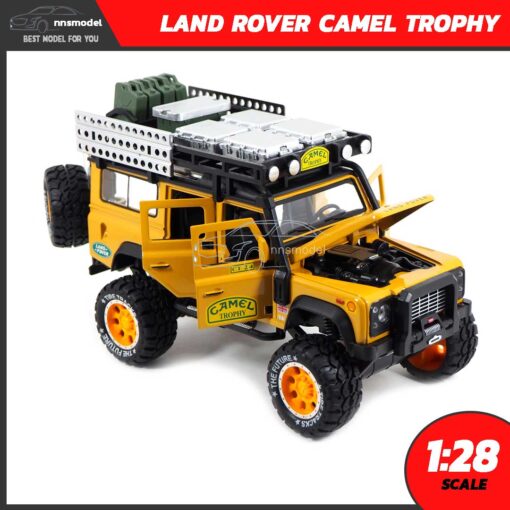 โมเดลรถ LAND ROVER CAMEL TROPHY สีน้ำตาลเหลือง (Scale 1:28) โมเดลรถประกอบสำเร็จ เปิดฝากระโปรงหน้าได้