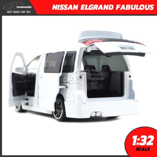 โมเดลรถตู้ NISSAN ELGRAND FABULOUS สีขาว (Scale 1:32) รถโมเดล ภายในรถจำลองสมจริง