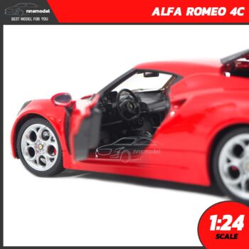 โมเดลรถสปอร์ต ALFA ROMEO 4C สีแดง (Scale 1:24) โมเดลประกอบสำเร็จ ภายในรถจำลองสมจริง