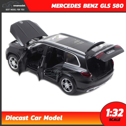 โมเดลรถเบนซ์ MERCEDES BENZ GLS 580 SUV (Scale 1:32) สีดำ โมเดลรถเปิดประตูซ้ายขวาได้