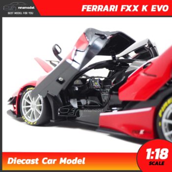 โมเดลรถเฟอร์รารี่ Ferrari FXX K EVO (1:18) Elite รถเหล็กจำลอง ภายในรถจำลองสมจริง