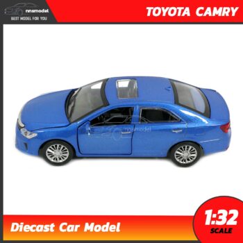 โมเดลรถเหล็ก โตโยต้า แคมรี่ TOYOTA CAMRY สีฟ้า (Scale 1:32) Diecast Model มีเสียงมีไฟ