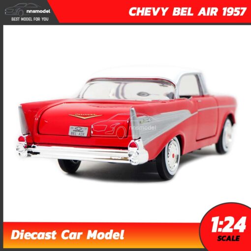 โมเดลรถคลาสสิค CHEVY BEL AIR 1957 สีแดง (Scale 1:24) รถเหล็กจำลองสมจริง