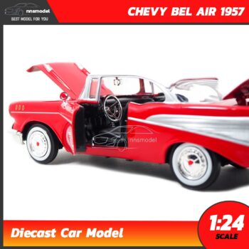 โมเดลรถคลาสสิค CHEVY BEL AIR 1957 สีแดง (Scale 1:24) รถเหล็กจำลองสมจริง ภายในรถจำลองเหมือนจริง