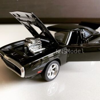 โมเดลรถฟาส Dodge Charger RT 1970 (Scale 1:32) เปิดฝากระโปรงได้ เครื่องยนต์จำลองสมจริง