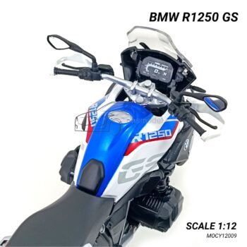 โมเดลบิ๊กไบค์ BMW R1250 GS สีขาวน้ำเงิน (Scale 1:12) โมเดลมอเตอร์ไซต์ จำลองสมจริง Maisto