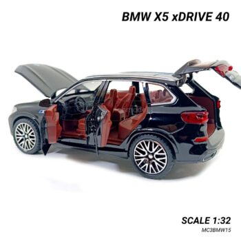 โมเดลรถยนต์ BMW X5 xDRIVE 40 (Scale 1:32) รถเหล็ก ภายในรถเหมือนจริง