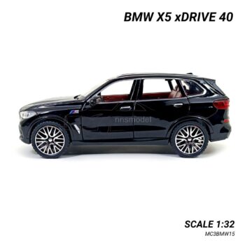 โมเดลรถยนต์ BMW X5 xDRIVE 40 (Scale 1:32) รถเหล็ก มีเสียงมีไฟ มีลานวิ่งได้